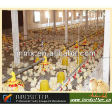 Materiales de cultivo de pollos